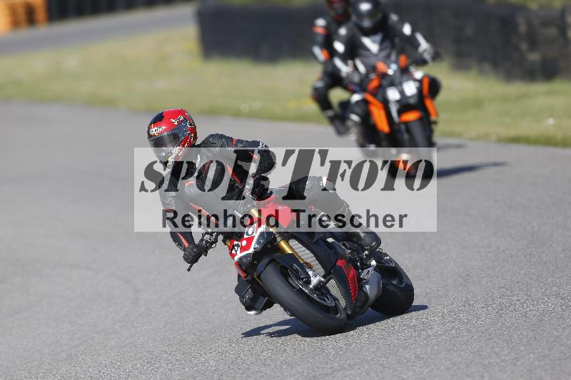 /06 08.04.2026 Cornu Master School ADR/Gruppe blau/40